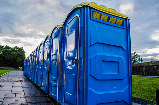 Best Luxury portable toilet rental  in Bowling Green, MO